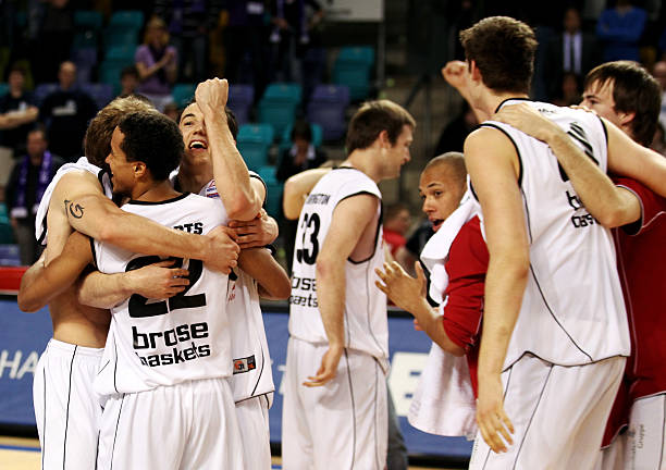 而在最近举 而在最近举