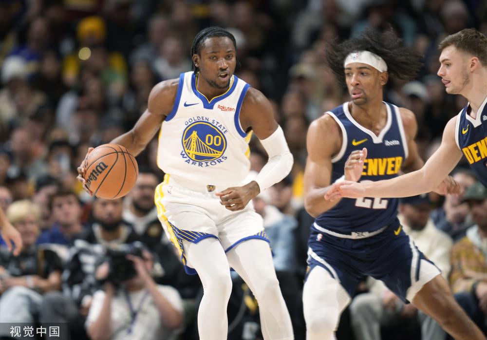 毕竟赛季中 毕竟赛季中