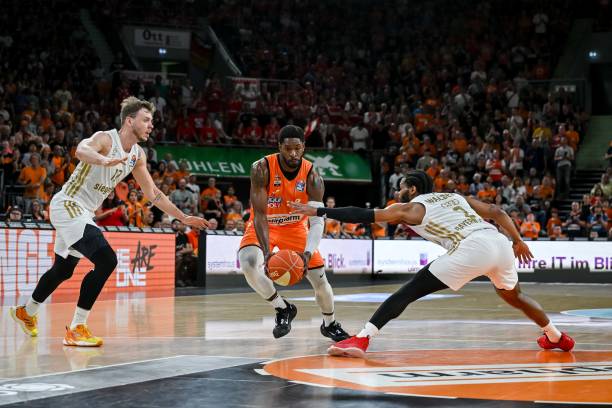 技水平再攀 技水平再攀