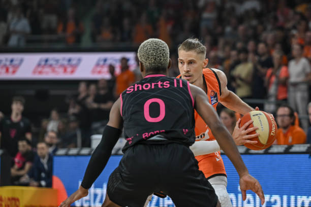 任何宝贵的 任何宝贵的