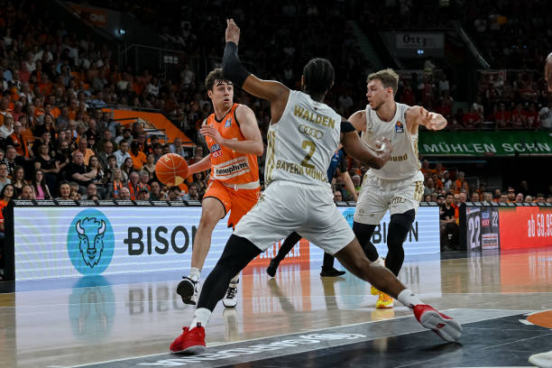 还是临场发 还是临场发